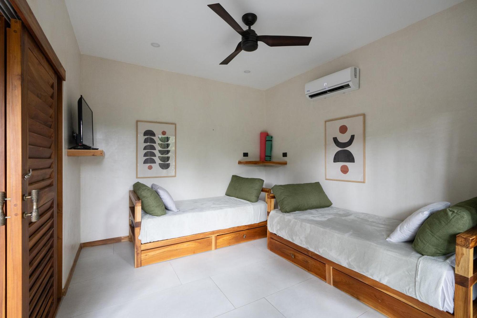 Ohana Villas Playa Santa Teresa  Exteriör bild